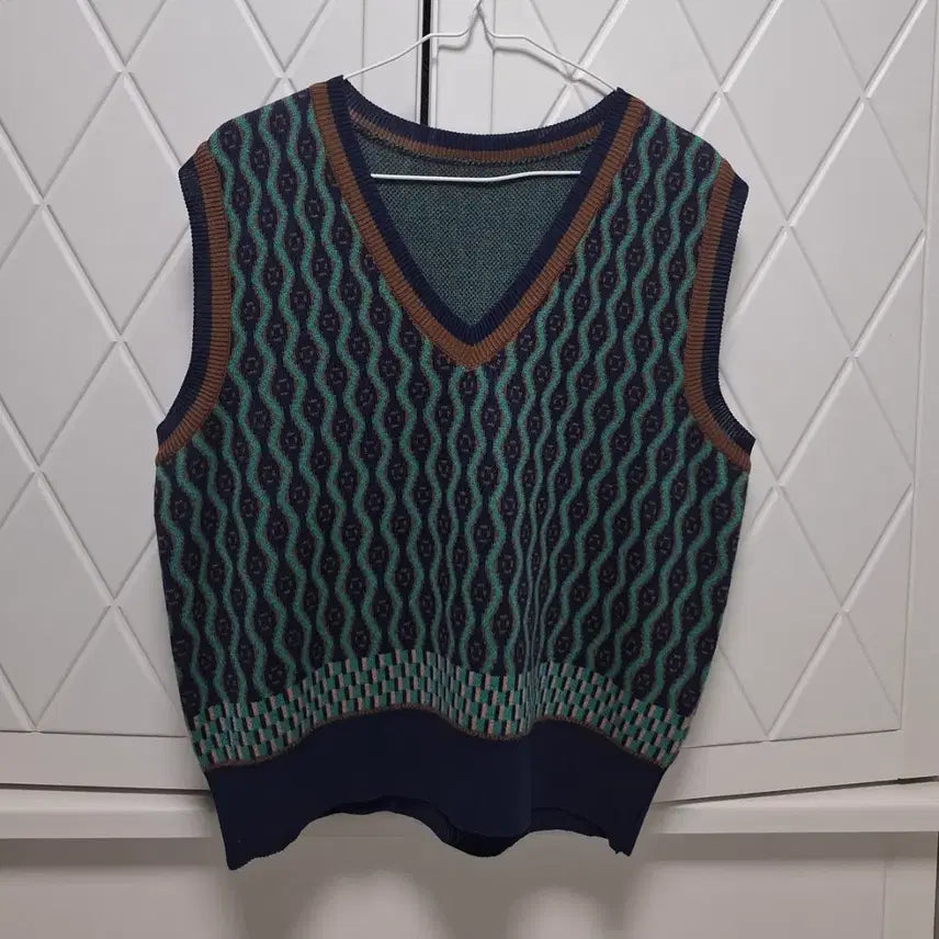 [BUNJANG] Magjay Pattern Knit Vest / 매그제이 패턴조끼