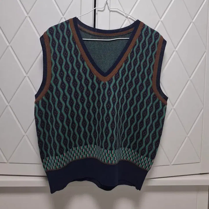 [BUNJANG] Magjay Pattern Knit Vest / 매그제이 패턴조끼