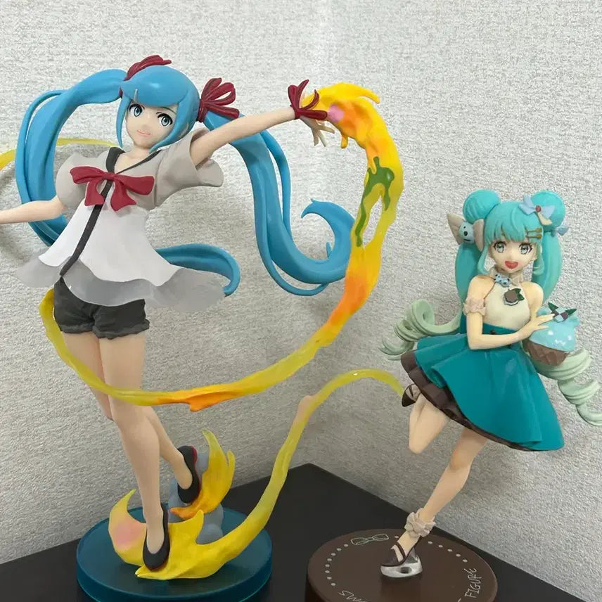 [BUNJANG] Hatsune Miku Genuine Figure / 하츠네 미쿠 정품 피규어 판매 (원가 6.1)