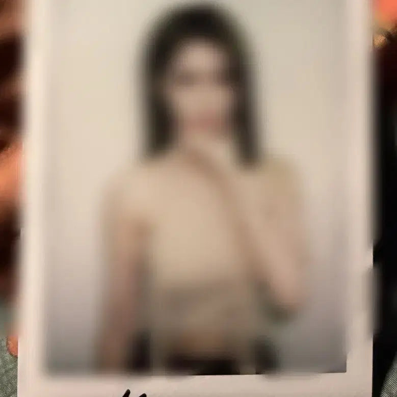 [BUNJANG] tripleS Yoobin Signed Polaroid / 트리플에스 공유빈 싸폴 250613 팬싸