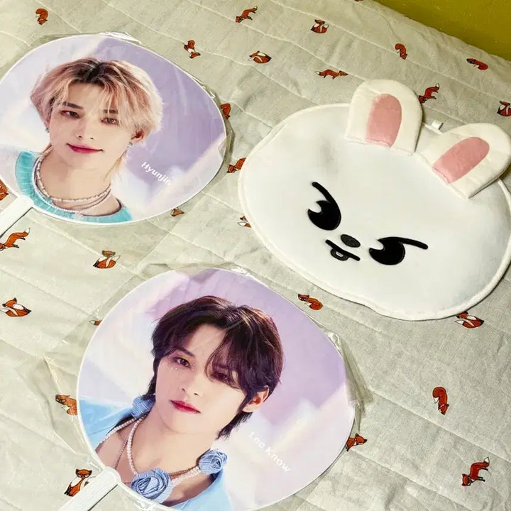 [BUNJANG] Stray Kids Lee Know Hyunjin Uchiwa Bundle Set / (미개봉)스트레이키즈 스키즈 현진 우치와 도쿄돔