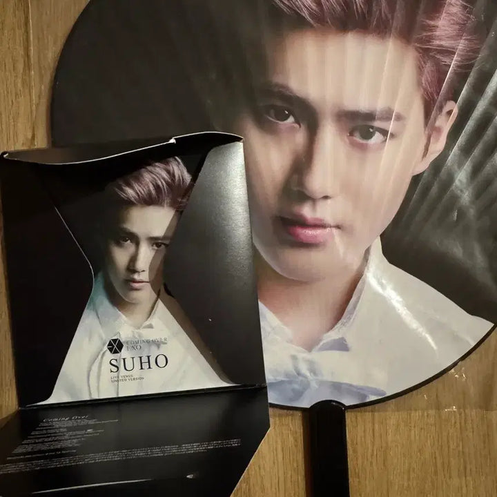 [BUNJANG] EXO Suho Exordium Uchiwa + Coming Over Album / EXO 수호 엑소디움 우치와 + 커밍오버 앨범