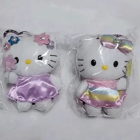 [BUNJANG] Sealed Hello Kitty Doll Keyring Set / 미개봉)헬로키티 인형 키링 새상품
