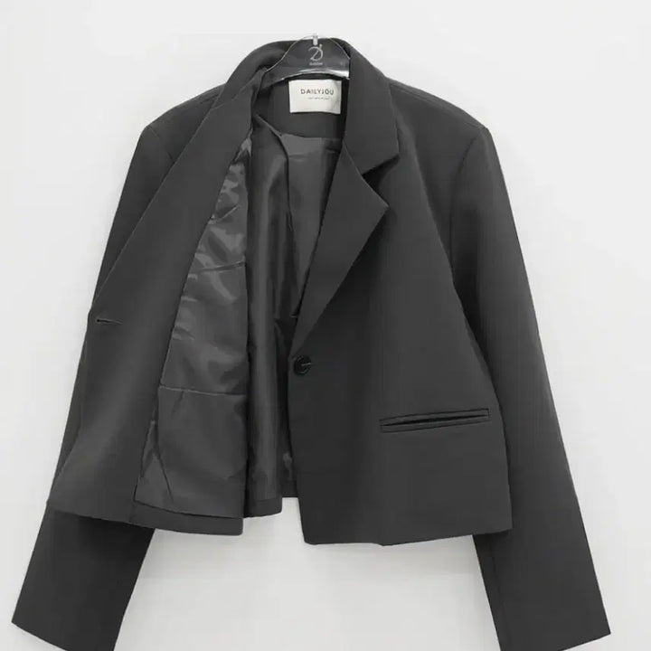 [BUNJANG] Daily Jue Semi Crop Jacket Charcoal / 데일리쥬 세미크롭자켓 차콜