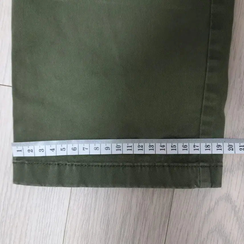 [SOLD OUT] 타미힐피거 카키색 면바지 W33L32