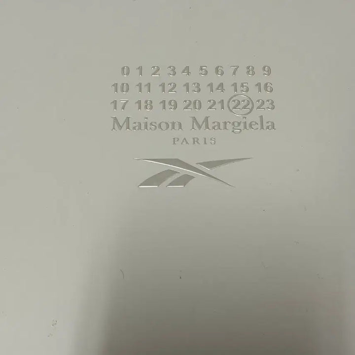 [BUNJANG] Maison Margiela x Reebok Memory Of White Sneakers / 메종 마르지엘라 x 리복 메모리 오브 화이트 팝니다