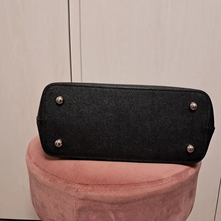[SOLD OUT] 엘레강스 블랙 가죽 토드백