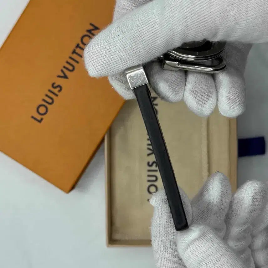 [BUNJANG] Louis Vuitton Neo LV Key Ring / 루이비통 네오 LV 키링