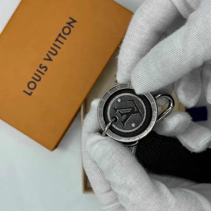 [BUNJANG] Louis Vuitton Neo LV Key Ring / 루이비통 네오 LV 키링