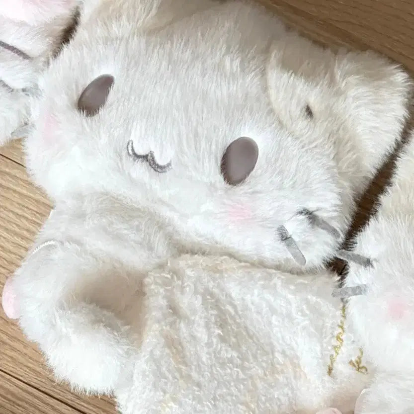 [SOLD OUT] 화요일만!) 산리오 정품 마슈마로 시로후와 구름 낮잠시리즈 누이 새상품