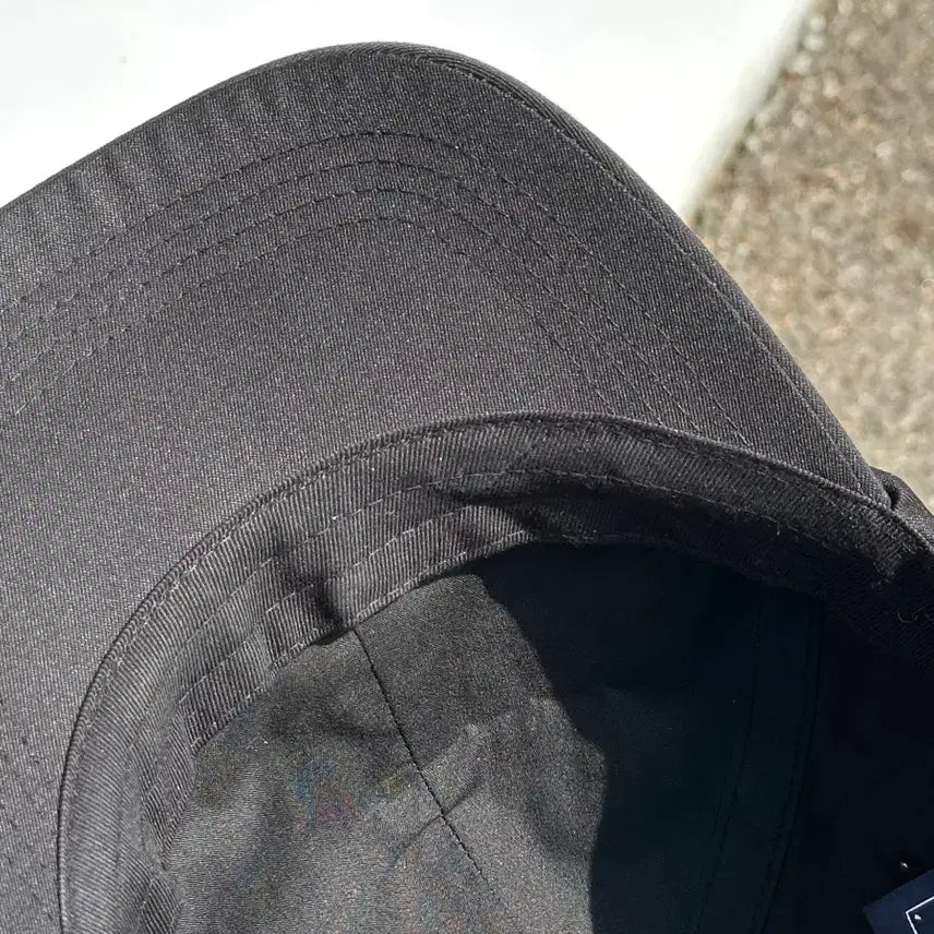 [BUNJANG] Romantic Crown Lettering Black Ball Cap / [F] 로맨틱크라운 레터링 블랙 볼캡 모자