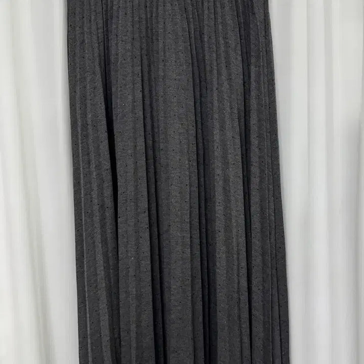 [BUNJANG] Charcoal Dot Pleated Long Skirt / [새상품] 차콜 도트반짝이 플리츠 롱스커트