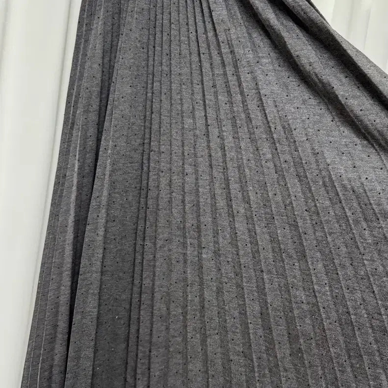 [BUNJANG] Charcoal Dot Pleated Long Skirt / [새상품] 차콜 도트반짝이 플리츠 롱스커트