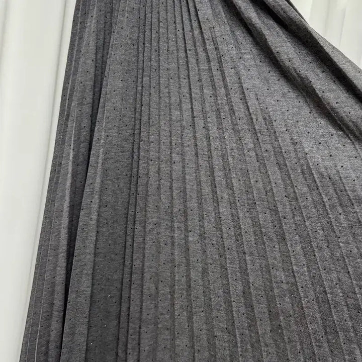 [BUNJANG] Charcoal Dot Pleated Long Skirt / [새상품] 차콜 도트반짝이 플리츠 롱스커트