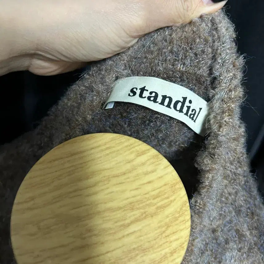 [BUNJANG] Sandal Brown Tone Knit Sweater / Sandal 브라운 톤 니트 스웨스