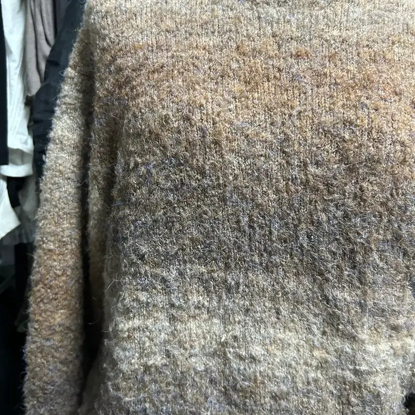 [BUNJANG] Sandal Brown Tone Knit Sweater / Sandal 브라운 톤 니트 스웨스