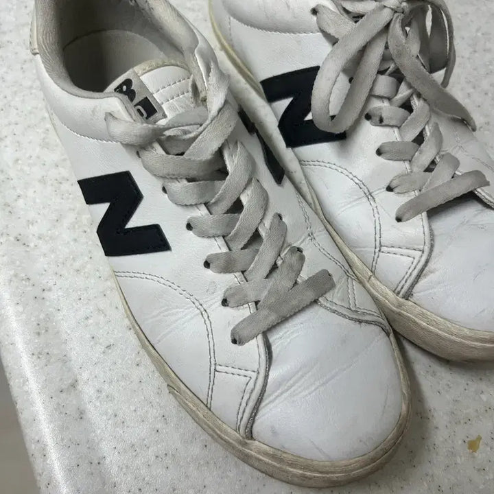 [BUNJANG] New Balance 210 White Sneakers Size 260 / 뉴발란스 210 흰색 스니커즈 운동화  260사이즈