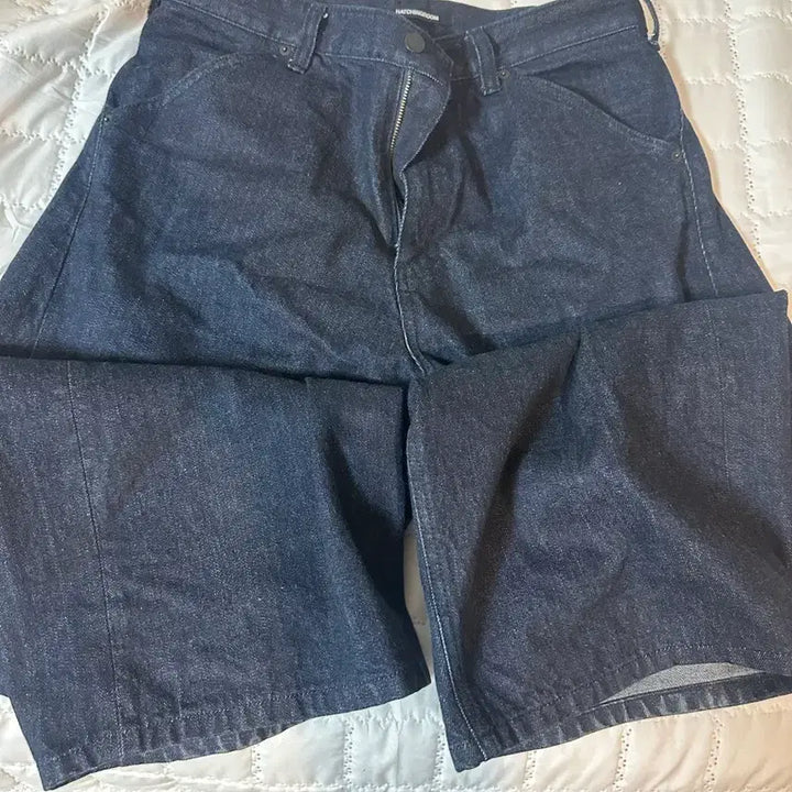 [BUNJANG] Hatching Room Indigo Wide Curve Jeans / [4] 해칭룸 와이드 커브진 인디고