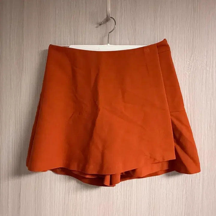[BUNJANG] Clavis Skirt Pants 73 New / 클라비스 치마바지 73 새상품