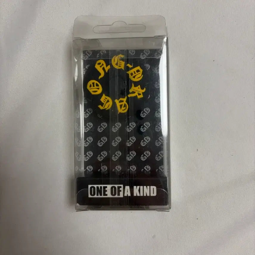 [SOLD OUT] 지드래곤 one of a kind 이어캡
