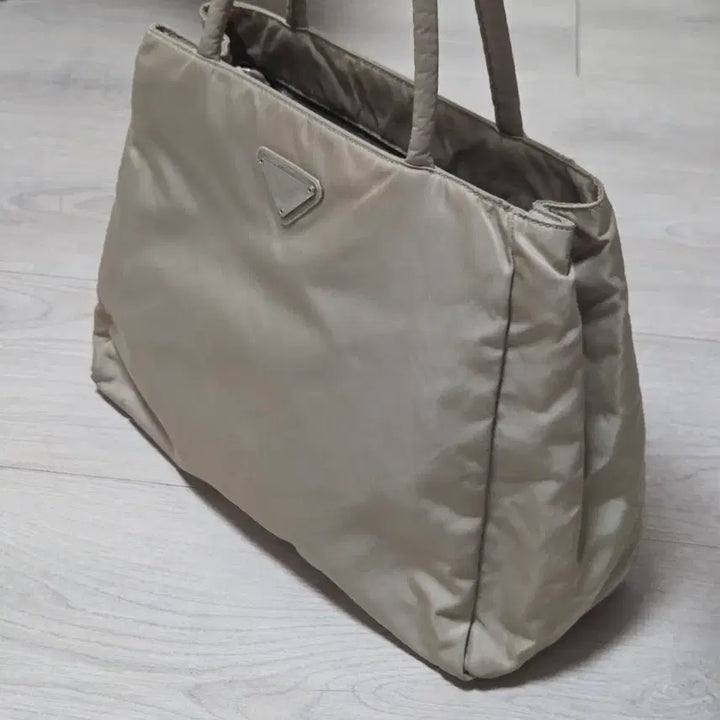 [BUNJANG] Prada Nylon Tote Bag Beige / 프라다 나일론 토트백 베이지