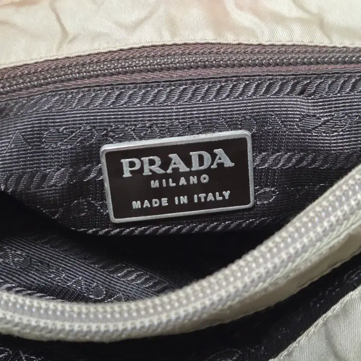 [BUNJANG] Prada Nylon Tote Bag Beige / 프라다 나일론 토트백 베이지