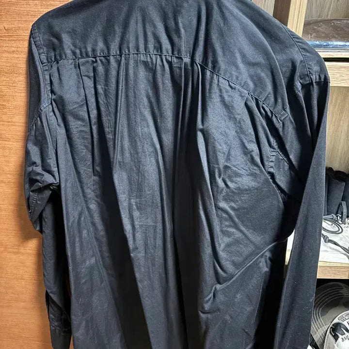 [BUNJANG] Comme des Garcons Heart Wappen Black Shirt M / 꼼데가르송 하트 와펜 블랙 셔츠 M 사이즈