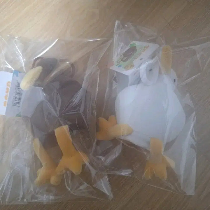 [BUNJANG] TOYB Kiwi Bird Plush Keyring / TOYB 키위새 인형키링(반전 키위새) 팝니다.