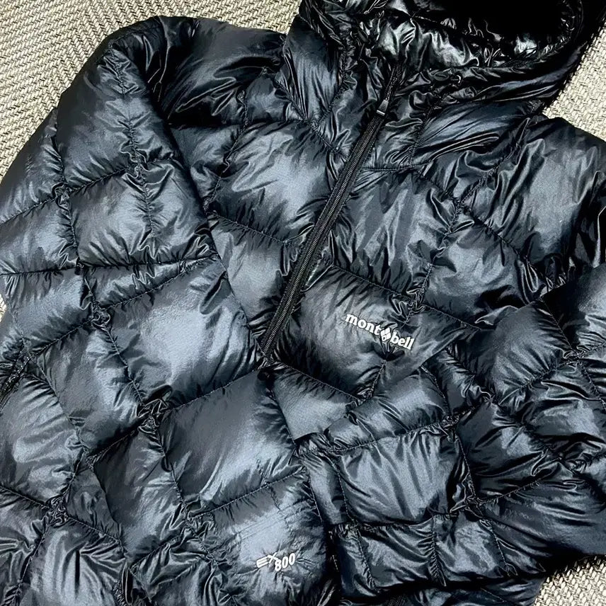 [BUNJANG] Montbell Superior Hooded Lightweight Down Jacket - Joo Woo-jae Edition / (L) 주우재 패딩 몽벨 슈페리어 후드 경량 패딩