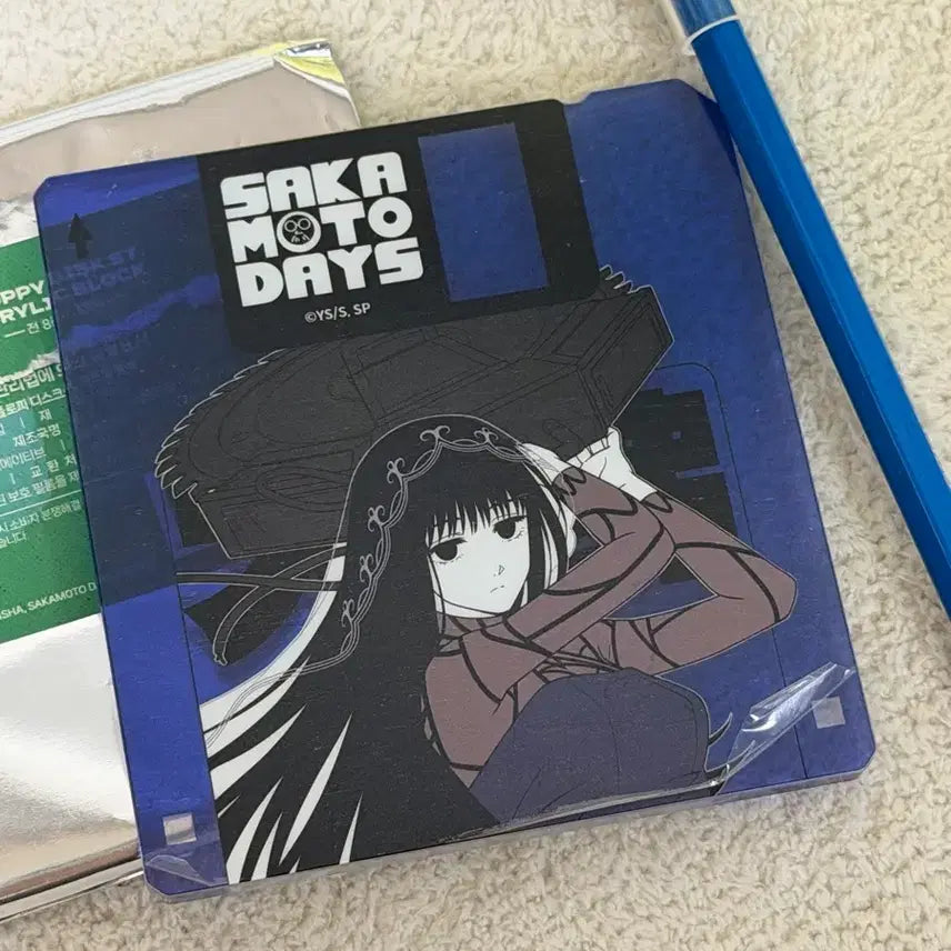 [BUNJANG] Sakamoto Days Oshiragi Floppy Disk Acrylic / 사카모토데이즈 오시라기 플로피디스크 아크릴 (커버필름 안뗌)