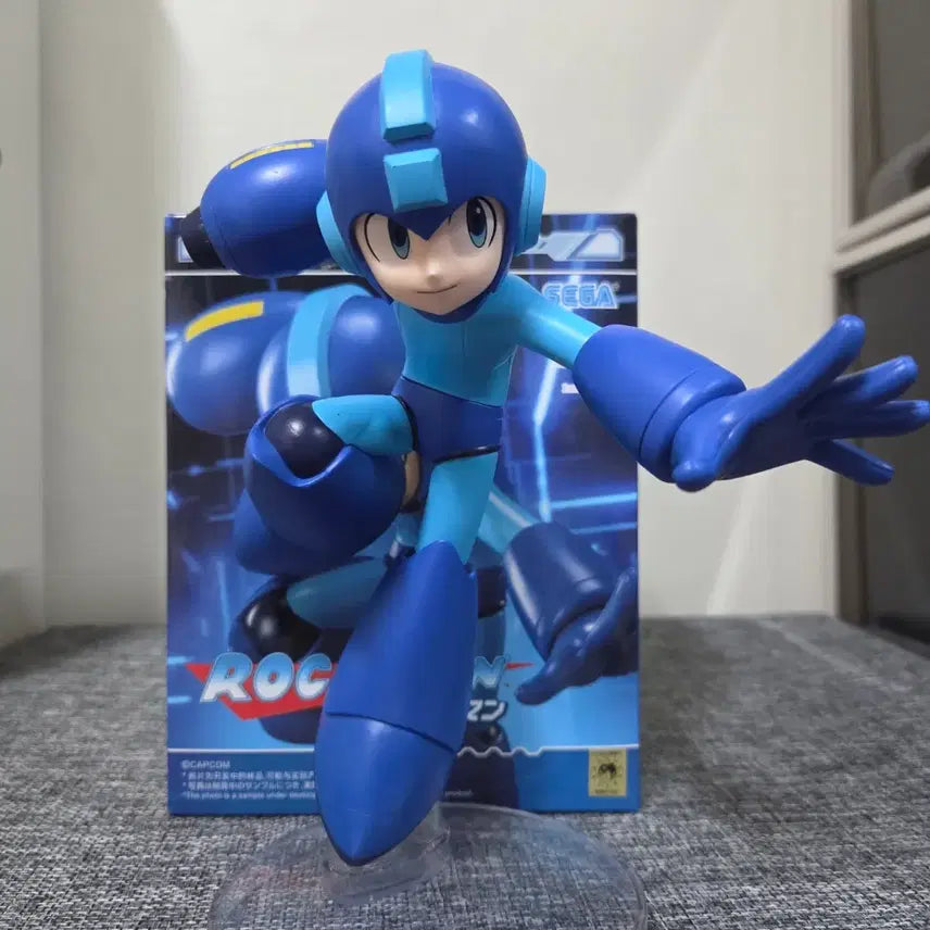 [SOLD OUT] [몇일만 급처!!] 루미나스타 한정판 록맨 판매