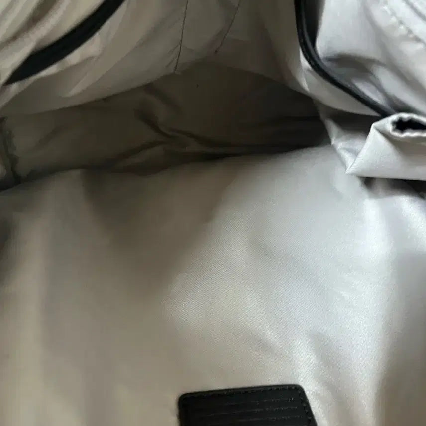 [BUNJANG] Tumi Voyageur Selma Compact Backpack Black / (정품/보증서포함) 투미 보야져 셀마 콤팩트 백팩 블랙