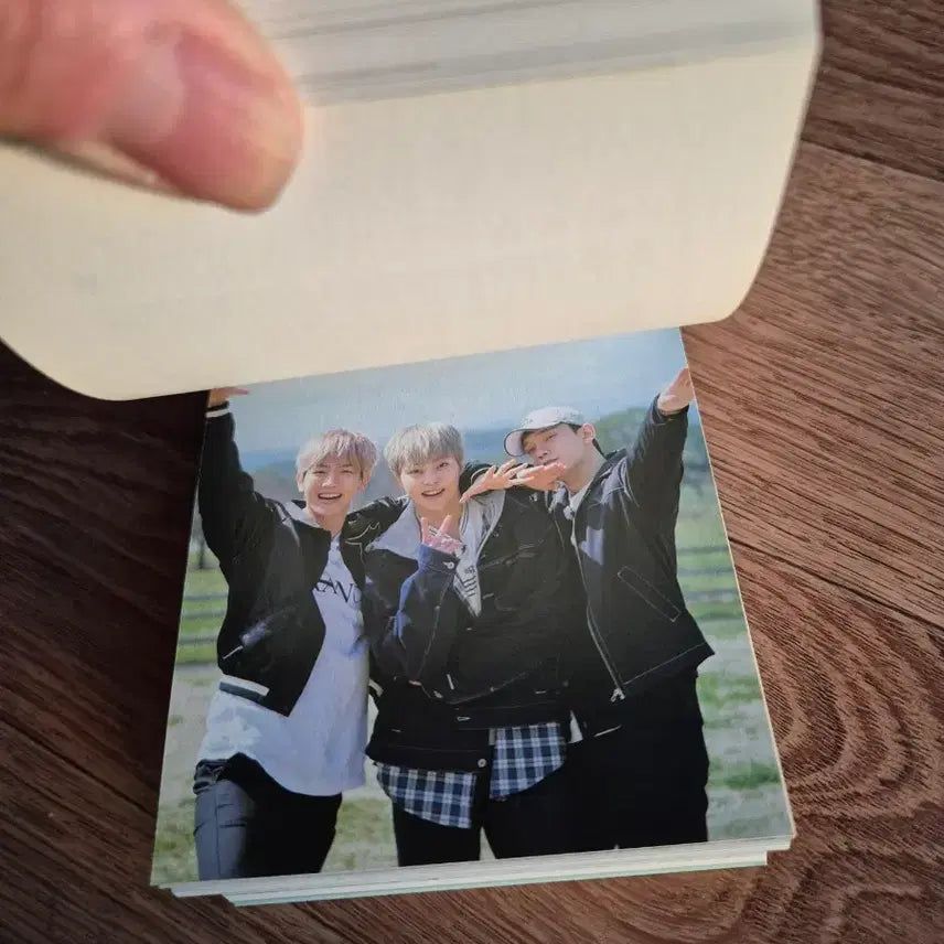 [BUNJANG] EXO CBX Life Essay Photobook / 엑소 첸백시 포토북 라이프 에세이