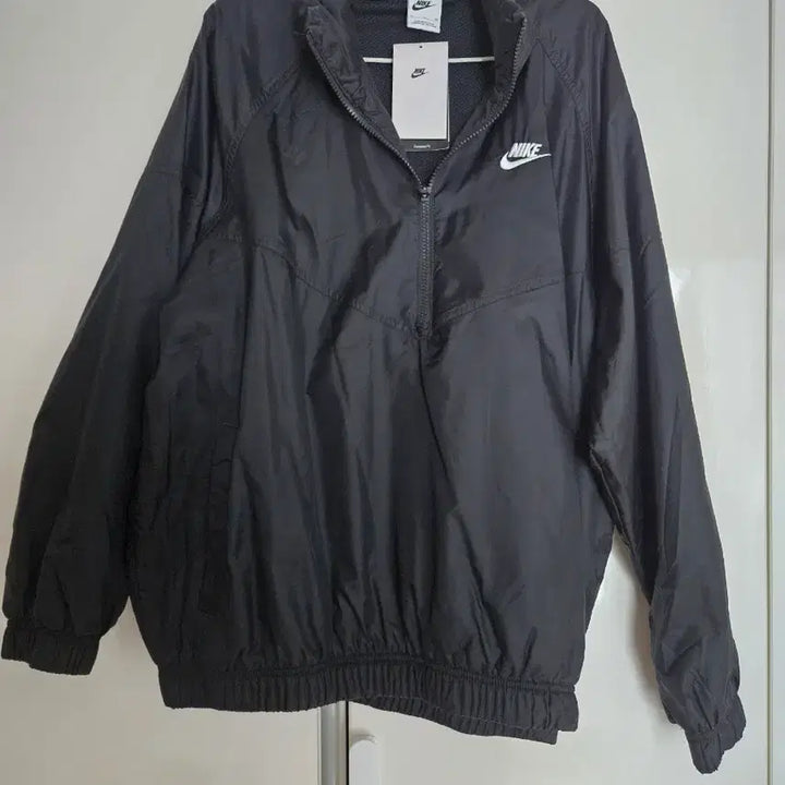 [SOLD OUT] [새상품]나이키 NSW 윈드러너 우븐 아노락 자켓 DQ4910-010
