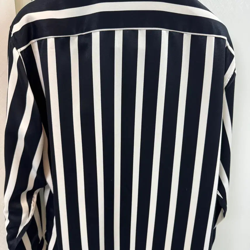 [BUNJANG] The Answer Non-Collar Shirt (Semi-Over) - Size 100 / 디앤써 논카라 셔츠 세미오버 100 사이즈