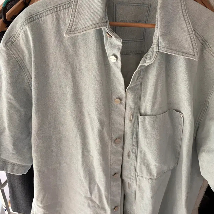 [BUNJANG] Wooyoungmi Flower Print Short Sleeve Denim Jacket / (50)우영미 플라워 반팔 데님 자켓