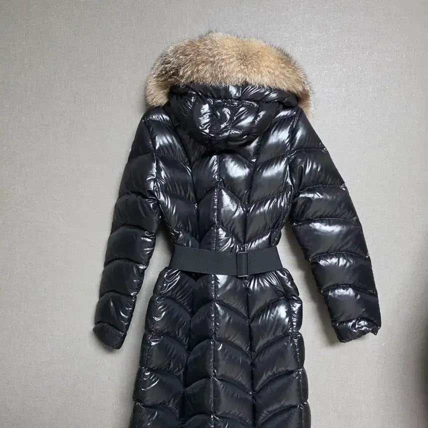[SOLD OUT] 몽클레어 여성 폭스퍼 패딩 블랙