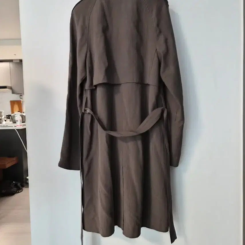 [BUNJANG] ZOOC Brown Trench Coat (Size 55) / [ZOOC] 고급스러운 톤다운 브라운 트렌치코트 (사이즈 55)