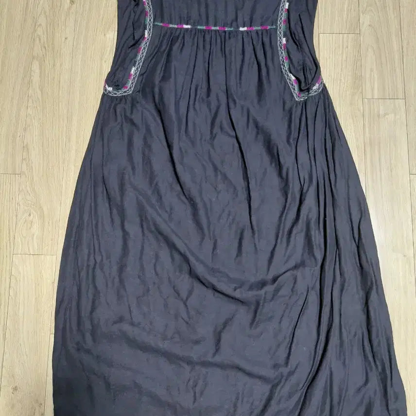 [BUNJANG] Isabel Marant Ethnic Embroidered Sleeveless Dress / 이자벨마랑 에스닉 자수 민소매 원피스36