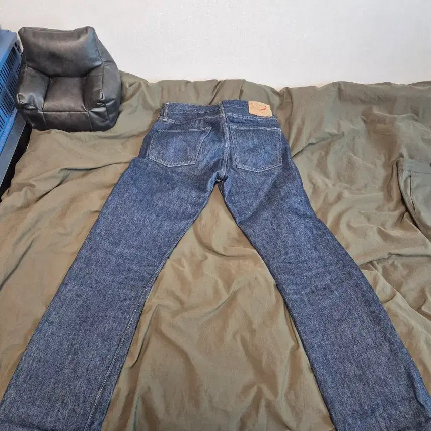 [SOLD OUT] 오어슬로우 1size 105 one wash 스탠다드셀비지데님