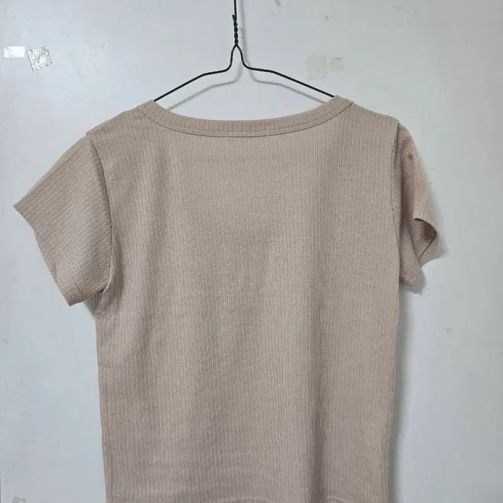 [BUNJANG] Beige Short-Sleeved T-Shirt / 베이지 반팔 티셔츠