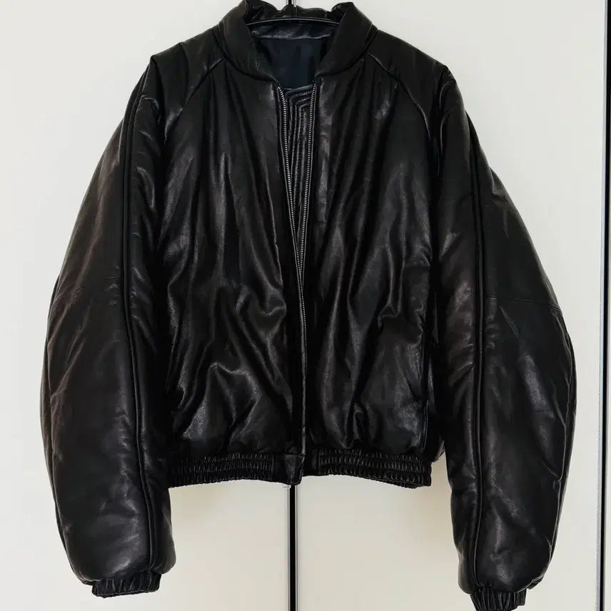 [BUNJANG] Stu Lambskin Padded Bomber Jacket - Black - L / stu 양가죽 램스킨 패디드 봄버 자켓 블랙 L