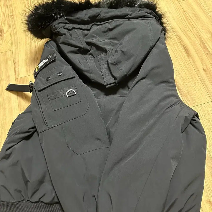 [BUNJANG] National Geographic Taruga Short Padded Jacket M / 내셔널지오그래픽 타루가 숏패딩M