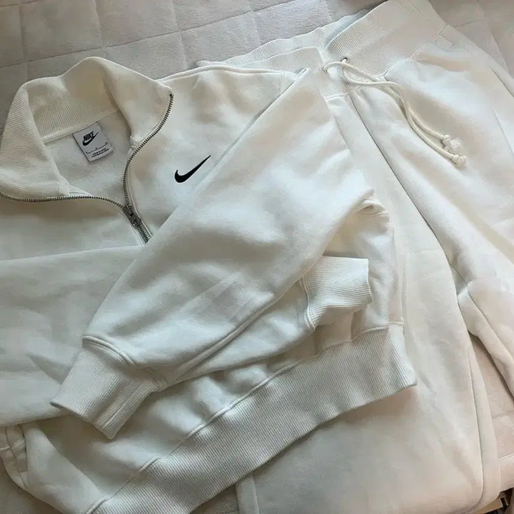[BUNJANG] Nike Phoenix Fleece White Set S Size / 나이키 피닉스 플리스 화이트 셋업 S사이즈