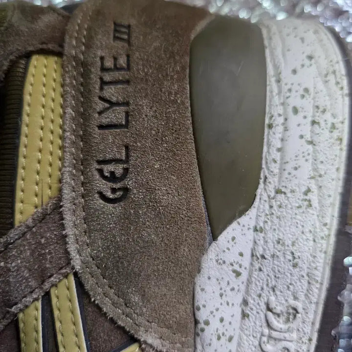 [BUNJANG] Asics Gel Lyte III Khaki Beige Walking Shoes / 아식스 젤 라이트 III 카키 베이지 280mm
