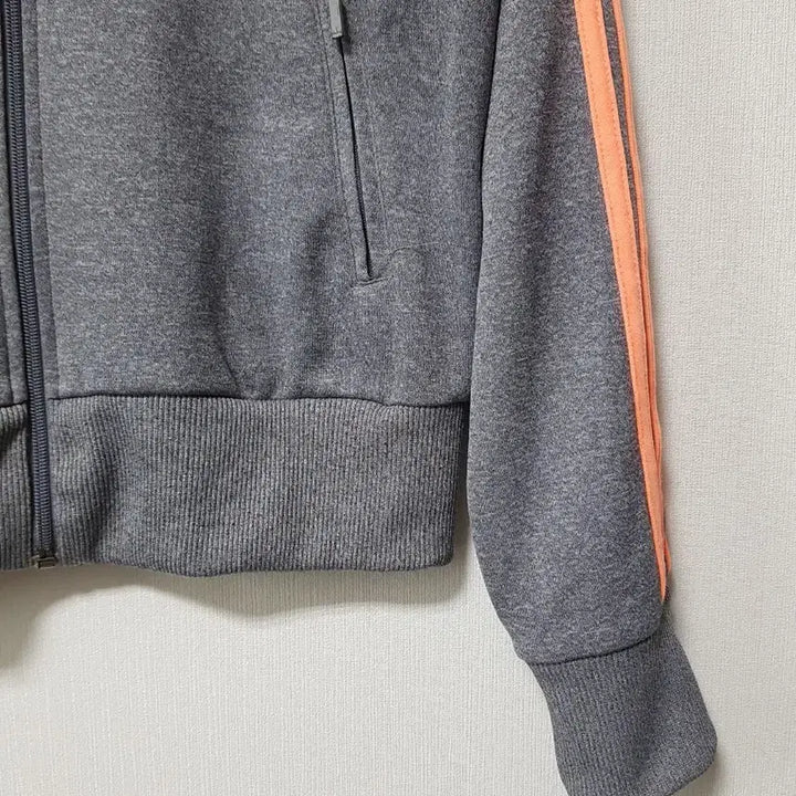 [BUNJANG] Adidas Three-Stripe Track Top Gray/Orange (Size 90) / 4)아디다스 삼선 트랙탑 그레이/오렌지 90