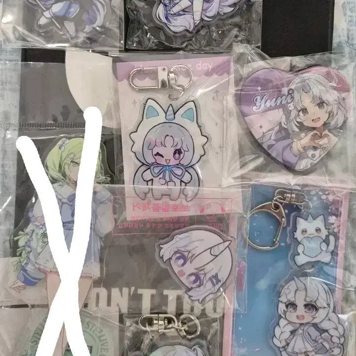 [BUNJANG] Stellive Acrylic, Keyring, Can Badge Bundle Set / 스텔라이브 아크릴 키링, 캔뱃지 일괄
