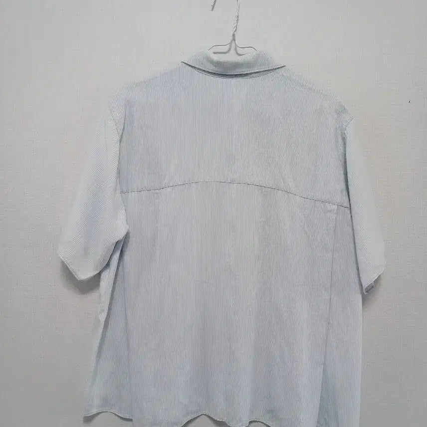 [BUNJANG] Studio Tomboy Striped Short-Sleeve Shirt / 스튜디오 톰보이 스트라이프 반팔 셔츠