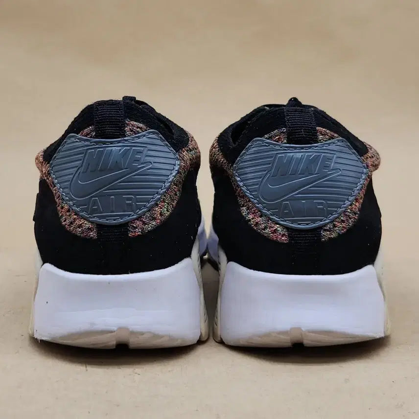 [BUNJANG] Nike Air Max 90 Flyknit Sneakers / 나이키 에어맥스 90 플라이니트 운동화240