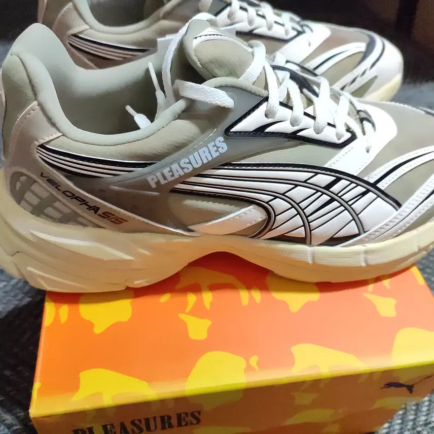 [BUNJANG] Puma x Pleasures Running Shoes 275mm / 푸마 x 플레져스 런닝화 275mm 새제품